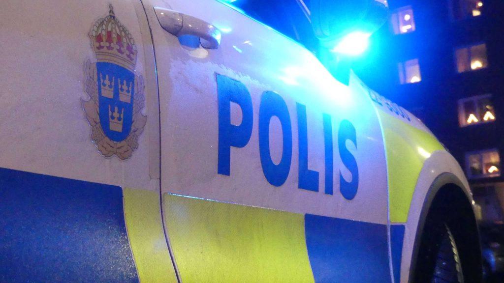 Polis. Polisbil. Genre. Genrebild. Polisen.