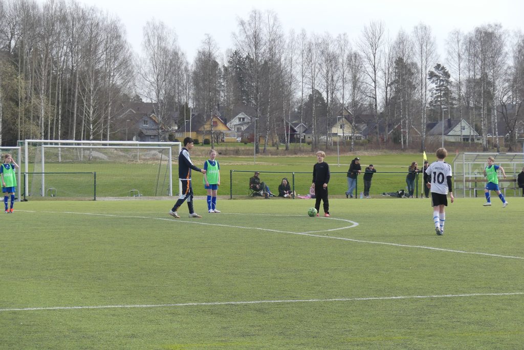 Klassfotboll på Vik i Arvika. Foto: Sakeus Berg.