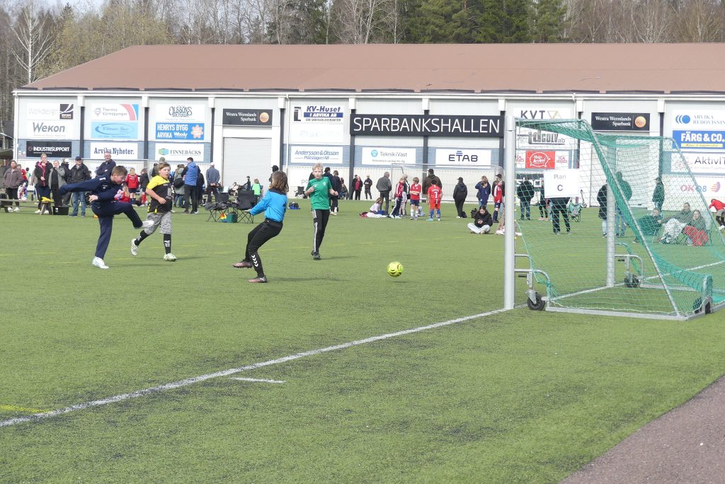 Klassfotboll på Vik i Arvika. Foto: Sakeus Berg.
