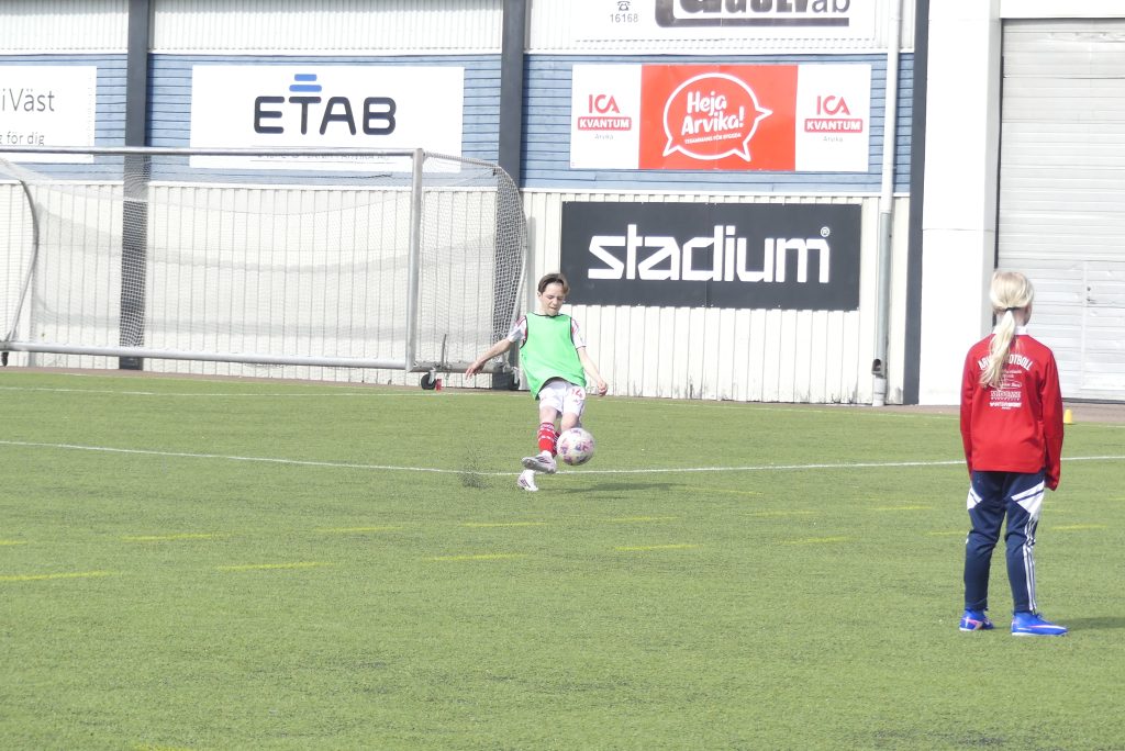 Klassfotboll på Vik i Arvika. Foto: Sakeus Berg.