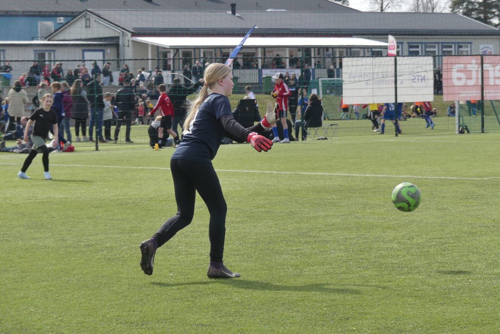 Klassfotboll på Vik i Arvika. Foto: Sakeus Berg.