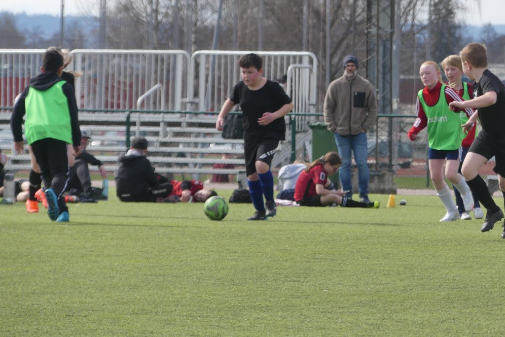 Klassfotboll på Vik i Arvika. Foto: Sakeus Berg.