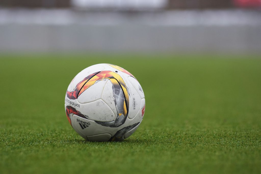 Helgen 18-19 april arrangeras klassfotboll på Viks idrottsplats i Arvika. Den som inte tänker sig för riskerar att få parkeringsböter. Foto: Peter Glaser / Genrebild.