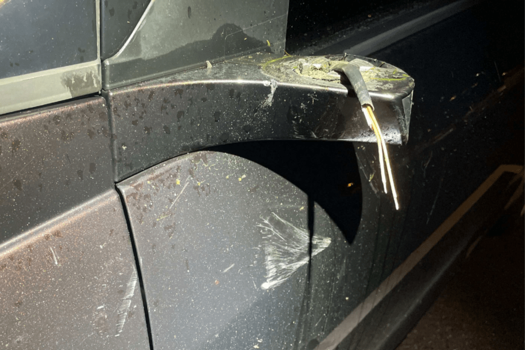 Skadegörelse. Bild från polisens förundersökningsprotokoll.