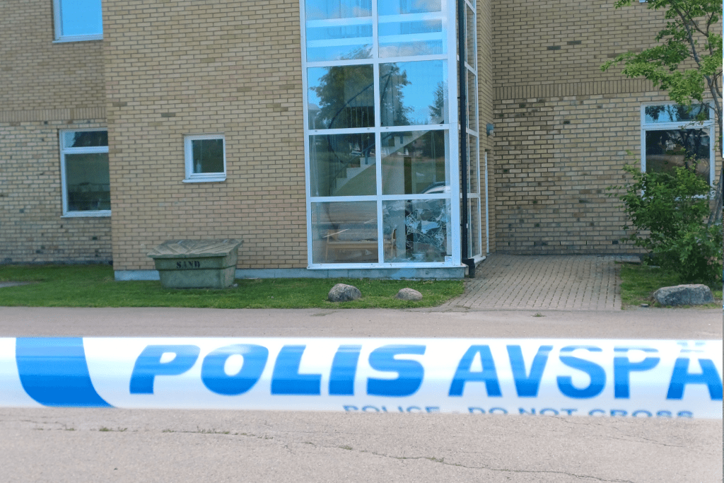 Grov skadegörelse på Järvenskolan i Gunnarskog. Foto: Sakeus Berg.