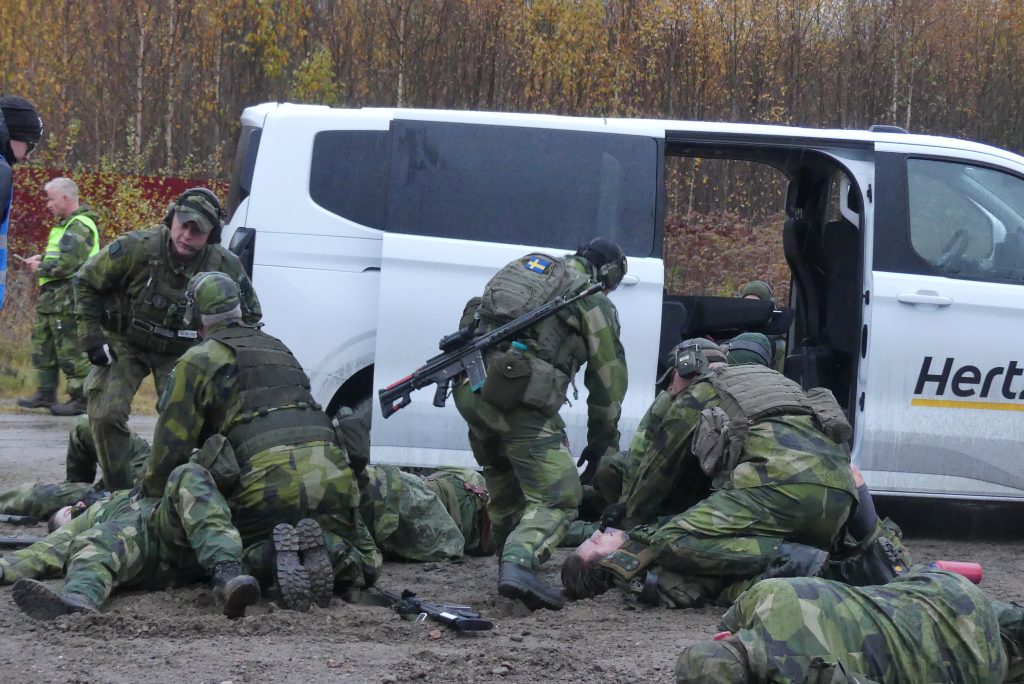 Stor totalförsvarsövning vid gränsen. Foto: Sakeus Berg.