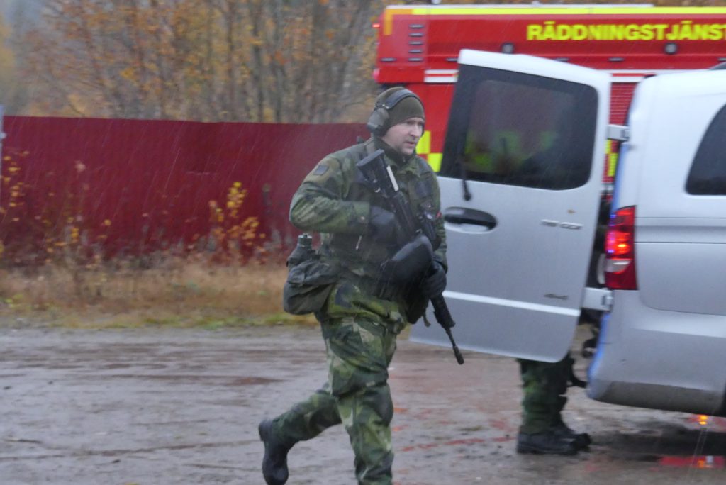 Stor totalförsvarsövning vid gränsen. Foto: Sakeus Berg.